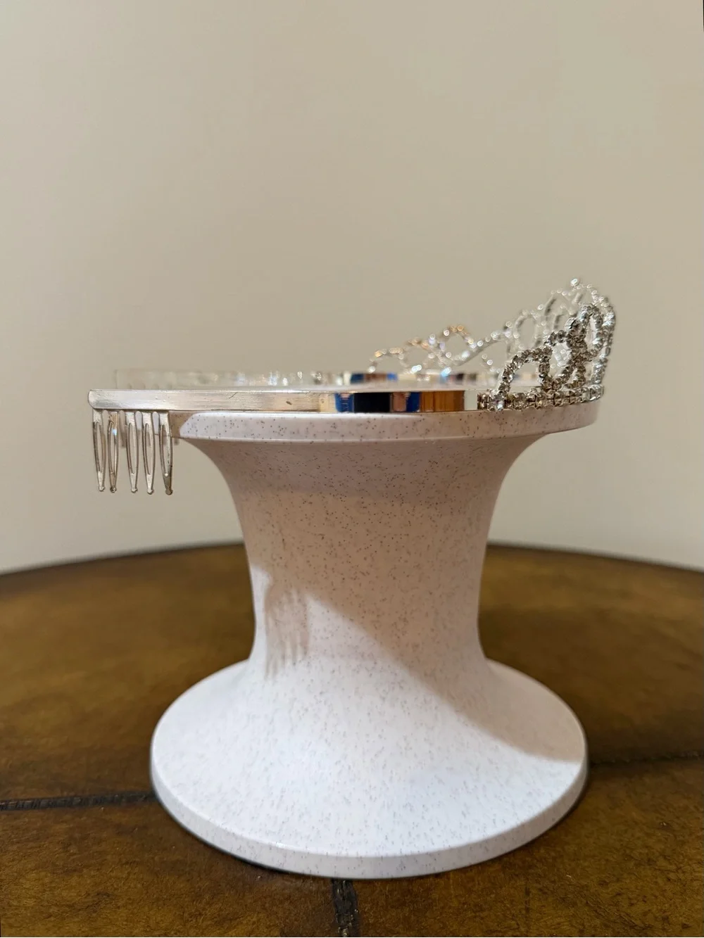 NEW WITH TAGS AUTHENTIC ARRIBAS DISNEY PRINCESS WEDDING PARTY TIARA WITH COMBS 👑